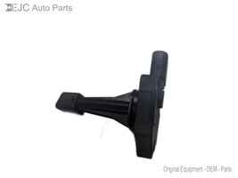 Low Oil Sending Unit For 09-14 Volvo XC70  3.0 7G9N6C624AC Turbo - $19.75