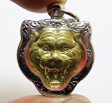 Lp Pern Tiger Face Small Pendant Blessed In 1998 Muay Thai Magic Life Protection - £35.30 GBP