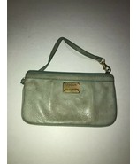 Fossil Pebbled Leather Wristlet Credit Card Holder Inside Zips Approx 8 ... - $13.46 CAD