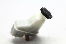 2011-2013 KIA SORENTO 2.4L BRAKE MASTER CYLINDER RESERVOIR BOTTLE TANK P... - £40.23 GBP