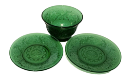 Sandwich Anchor Hocking Green 2 Glass Oatmeal Custard Butter Pats &amp; Dese... - $21.66