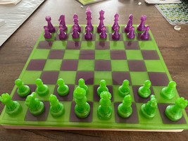 Chess Set | Grass Green | Purple Rose | Resin Chess Set | Board Game | C... - £57.99 GBP