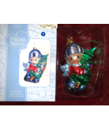Precious Moments 712014 Girl W/ Christmas Tree  Christmas Ornament - $298.78 MXN