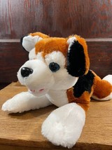 Black and Tan Beagle or Hound Dog Plush Laying Down Dog Blue Eyes Fair Prize - £10.17 GBP