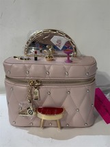 BRAND NEW Betsey Johnson Kitsch Mirror Mirror Vanity Crossbody Bag in Bl... - $2,763.30 MXN