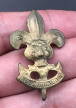Vintage Boy Scouts of Thailand Gold Tone Pin 1&quot; x 1.5&quot; - £6.70 GBP
