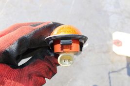 2002 - 2008 MINI COOPER PASSENGER SIDE FENDER MARKER TURN SIGNAL K6962 image 5