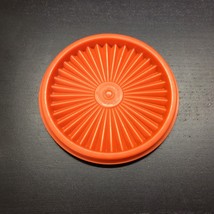 Vintage Tupperware Lid Replacement Orange Starburst 5&quot;&quot; Round 812-60 - £6.32 GBP