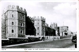 Vtg Postcard 1930s Tuck&#39;s RPPC King Henry VIII Gate Windsor Castle - Unused - £4.79 GBP