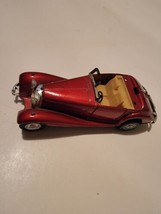 Vintage Diecast Yatming No. 8502 Mercedes 540k Cabriolet Red Broken Top - $13.97