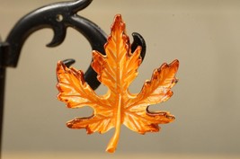 Vintage Costume Jewelry GERRYS Orange Enamel Maple Leaf Brooch Pin - £10.05 GBP