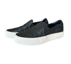 UGG Jass Black Leather Slip On Sneakers Size 7.5 - $33.43