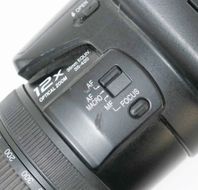 Panasonic LUMIX DMC-FZ30 8MP Digital Camera image 4