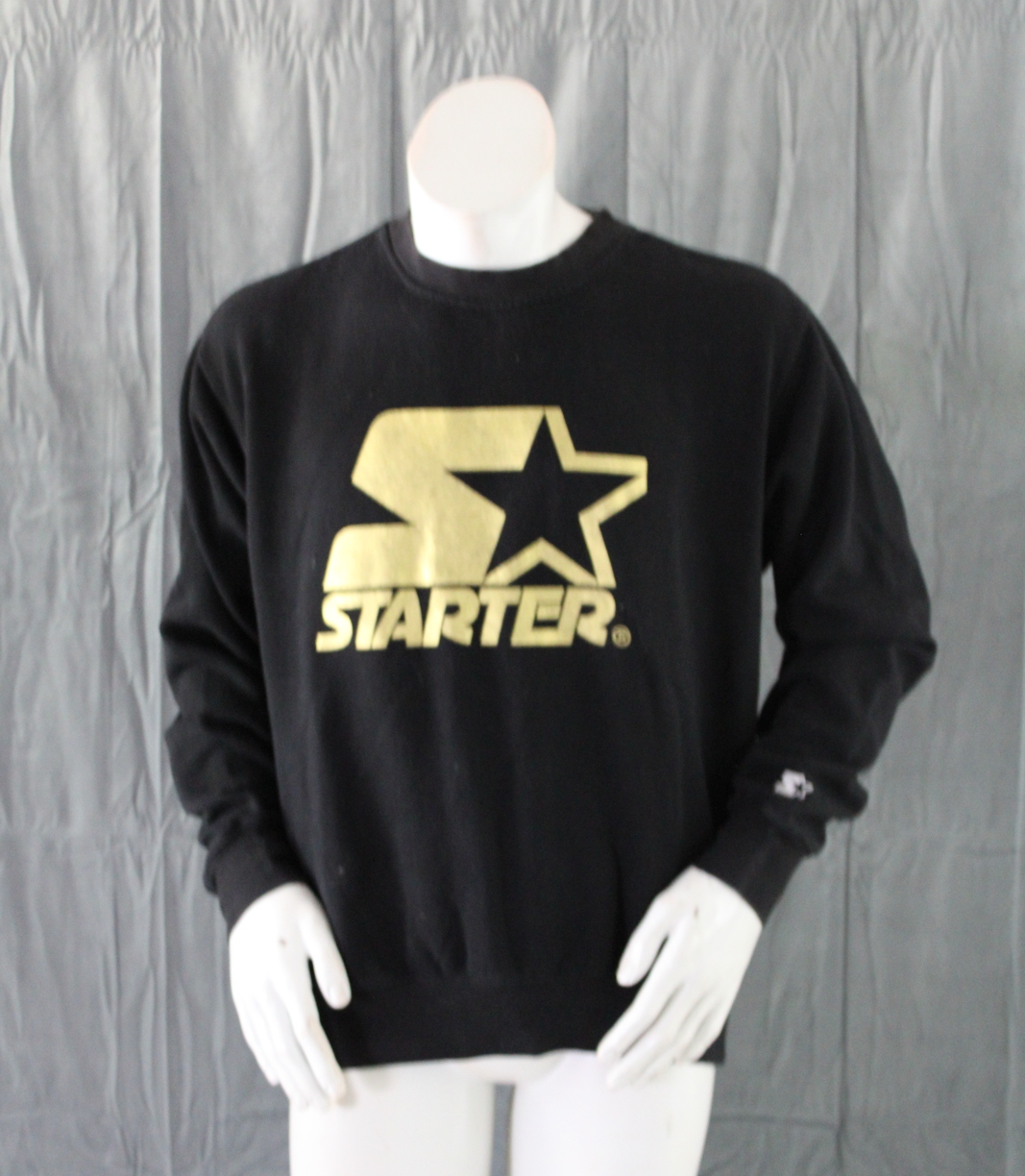 Starter Black Label Sweater - Gold Starter Logo - Men's Large - $59.00