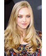 Actress AMANDA SAYFRIED multicolored dress &amp; lotsa blonde hair 7x10 port... - $7.99