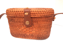 EIN Expressions NYC Straw Handmade Woven Crossbody Purse. Snap Closure Tropical - £14.03 GBP