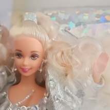 1992 Happy Holidays Special Edition Barbie Doll Mattel 1429 image 2