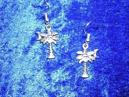 TROPICAL NIGHT PALM TREE and CRESCENT MOON 3D ALLOY SILVER PAIR OF EARRINGS - $3.99