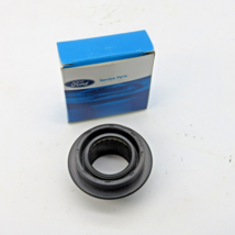 Ford F09Z-7B215-C Oil Seal OEM Transfer Case Output Shaft Seal New - £10.21 GBP