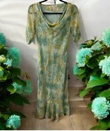 Sundance Floral Long Dress Size 4 short sleeve cowl neck silk lining Lig... - $54.45