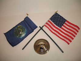 RFCO Earth USA America American Flag 4&quot;x6&quot; Desk Set Table Stick Gold Bas... - £3.10 GBP
