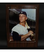 Roger Maris Glossy 8x10 Photo in Beautiful Display Plaque - $49.99