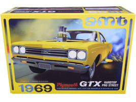 Skill 2 Model Kit 1969 Plymouth GTX Hardtop Pro Street 1/25 Scale Model by AMT - £42.59 GBP