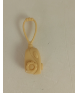 2004 Milton Bradley Buckaroo! Replacement Parts Plastic Camera Yellow - $4.04 CAD