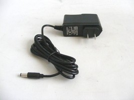 AC / DC 9 Volt Output Power Supply Adapter Charger New - £9.72 GBP