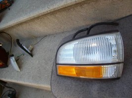 1994 1995 1996 Buick Park Avenue Lesabre Used Oem Right Turn Signal Marker Light - £69.33 GBP