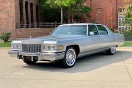 1976 Cadillac Fleetwood silver | 24x36 inch POSTER | vintage classic car - £16.48 GBP