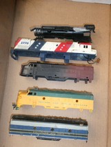 Lot of 5 Vintage HO Scale Locomotive Bodies with Spirit of 1776 and More - £28.68 GBP