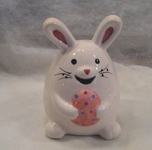 SMALL SMILING WHITE &#39;RABBIT&#39; PIGGY BANK WITH EASTER EGG IN HANDS HAND PA... - $3.96