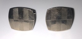 Vintage Round With Cornered Edges Pair Of Gold Colored Cuff Links - $11.57
