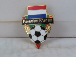 Team Netherlands Soccer Pin - 1994 World Cup by Peter David - Flag and Ball - £11.79 GBP