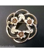 Sarah Coventry Vintage Signed Flower Wreath Gold Tone Brooch Pin C. 1970s - £6.36 GBP