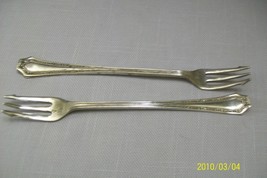 Silver Plate Fairfield Qty 2 Seafood Forks 6&quot; Alpha - $7.95