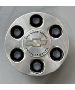 CHEVROLET SILVERADO TAHOE ASTRO 6 LUG CENTER CAP HALF TON 1500 P/N 15712387 - $436.65 MXN