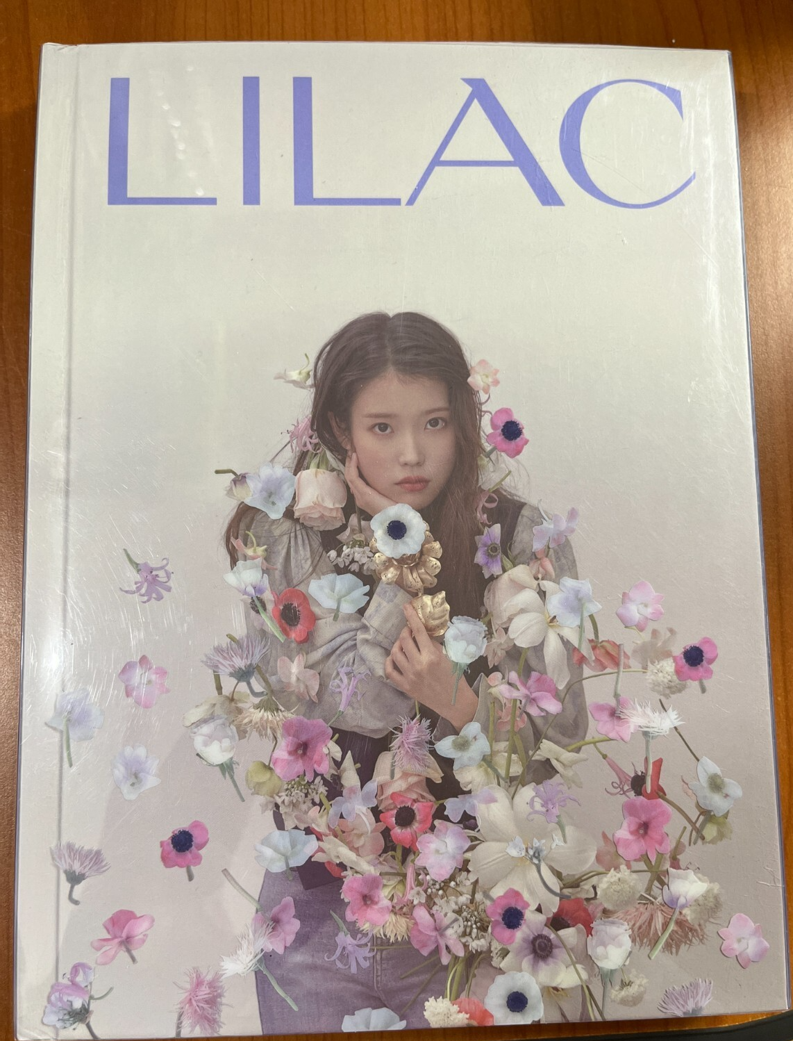 IU Official PHOTOBOOK &#39;LILAC&#39;_Kpop aesoon Rare Limited - $49.94