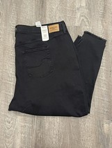 Signature Levis Strauss 90’s Mom Jeans Sz 28 W 39 NWT - $29.14