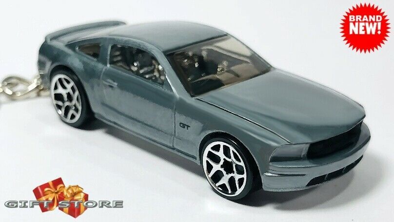 RARE KEYCHAIN SILVER GUN GRAY FORD MUSTANG GT CUSTOM Ltd EDITION GREAT GIFT Item image 4