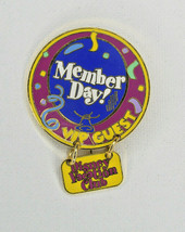 Disney 2003 Disney Vacation Club Member Day VIP GUEST Dangle Pin#23602 - £8.15 GBP