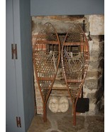 NICE PAIR OF ANTIQUE WOOD WOODEN SNOWSHOES PENOBSCOT SPECIALS MAINE - $211.51 CAD