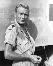 John Mills 11x14 Photo Ice Cold in Alex classic pose - £11.98 GBP