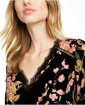Nanette Lepore Women&#39;s Black Floral Long Sleeve V Neck Top ,Size 0 - $512.99 MXN
