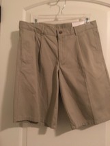 Izod Boys Pleated Front Shorts Khaki Pockets Size 16 Husky - £27.51 GBP