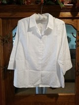 Chicos Womens Effortless No Iron Shirt Button Up Optic White Sz 3 Pleat ... - $38.61