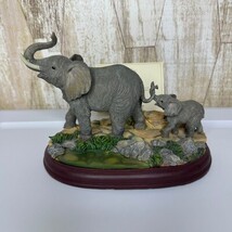 Lenox Precious Bond Elephant Figurine - $743.97 MXN