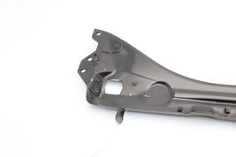 03-09 MERCEDES-BENZ W211 E320 E350 RADIATOR UPPER SUPPORT BRACKET Q9580 image 2