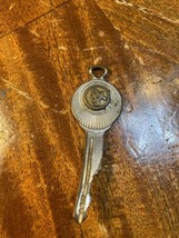 VINTAGE A LOGO KEY  COLLECTIBLe - $320.38 MXN